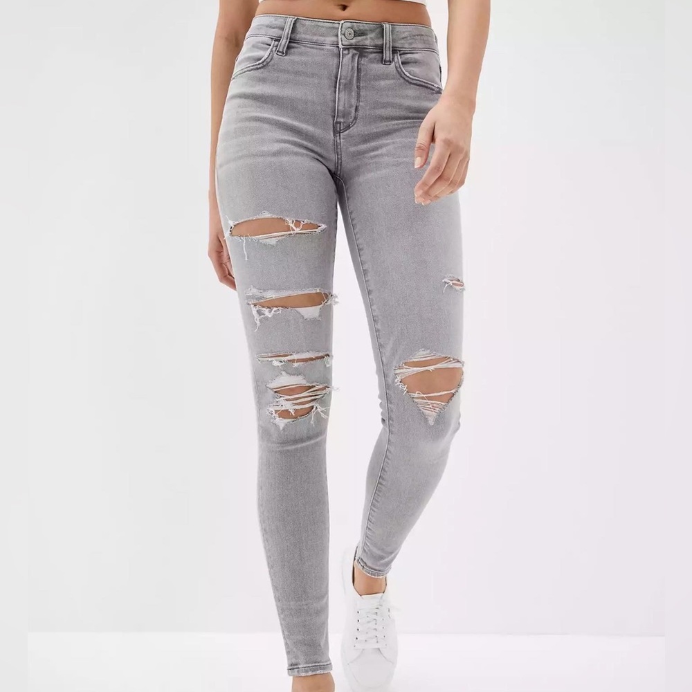 American Eagle Grey Hi Rise Jegging Short Length